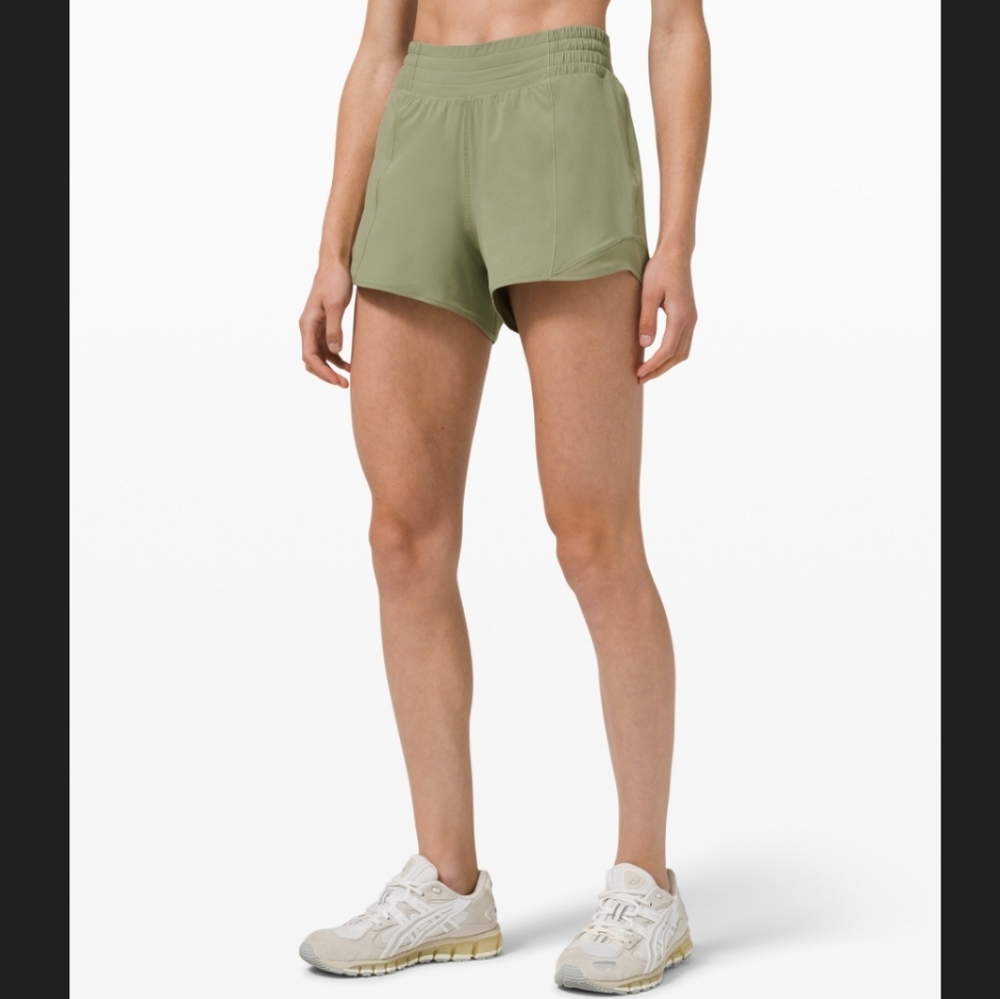 Lululemon shorts- hotty hot HR